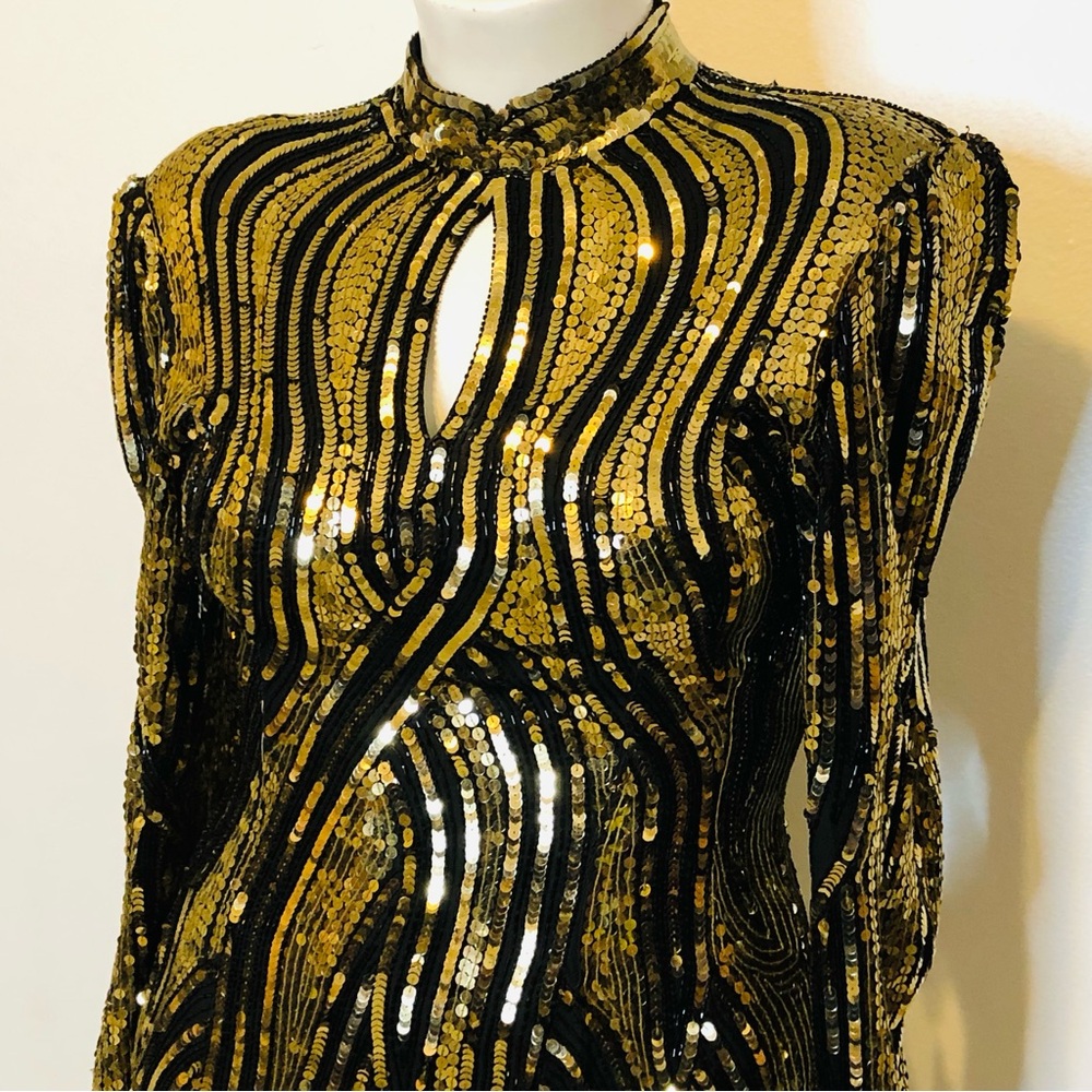 Judith Ann Creation Black & Gold Fully Sequin Long Sleeved Gown. Med - Picture 5 of 13
